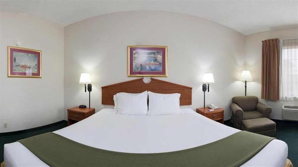 Holiday Inn Express Hotel & Suites Vinita By Ihg Екстер'єр фото